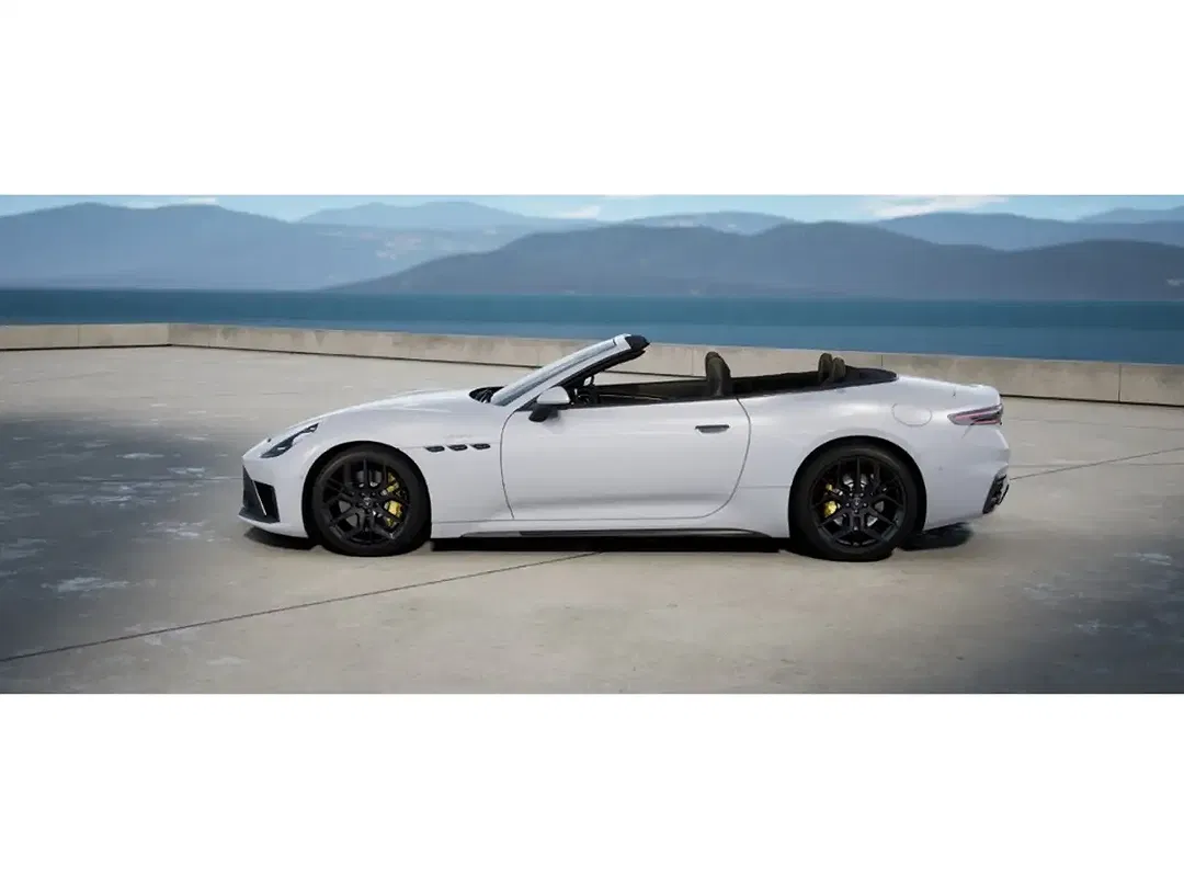 Maserati GranCabrio - Thumbnail 1
