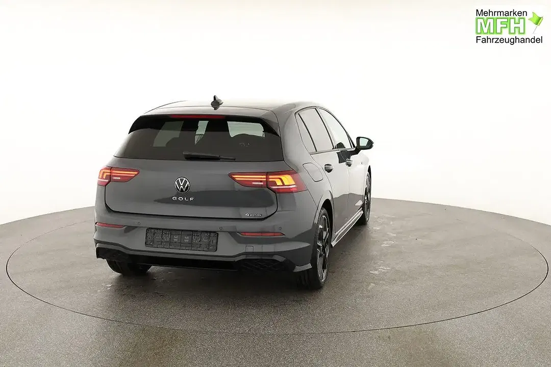 Volkswagen Golf - Thumbnail 14