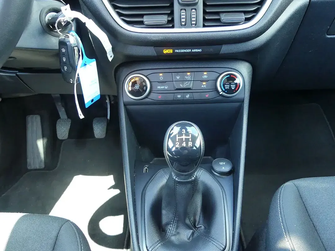 Ford Fiesta - Thumbnail 9