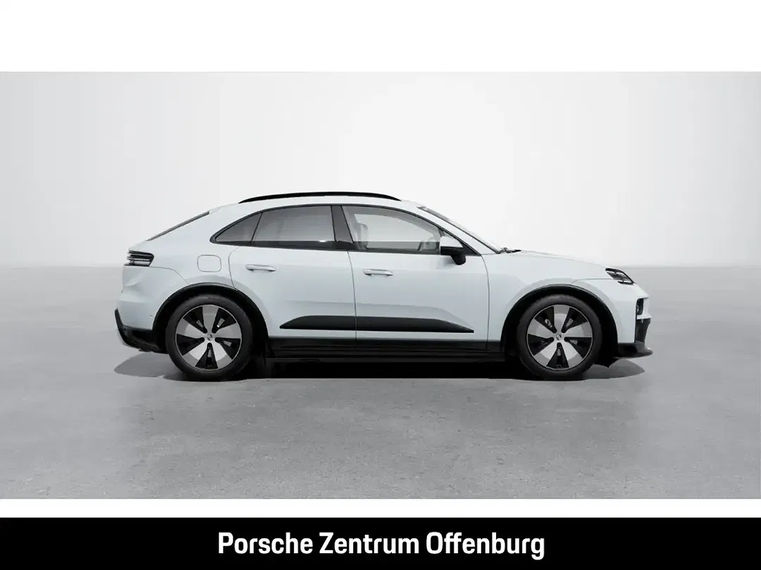 Porsche Macan - Thumbnail 6