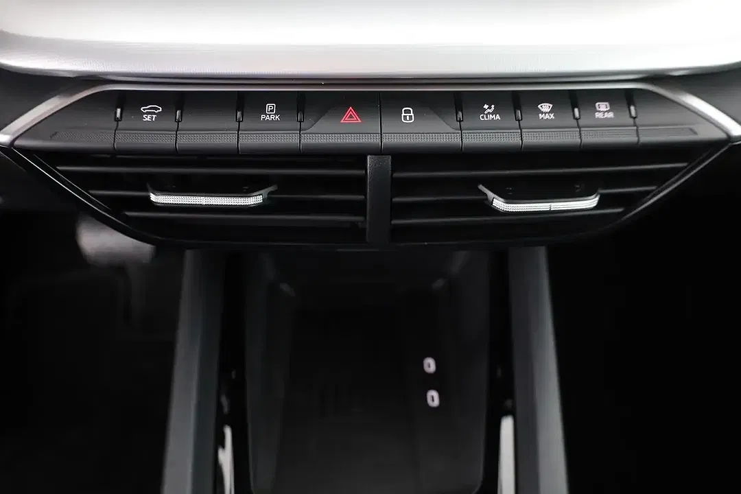 Skoda Octavia - Thumbnail 11
