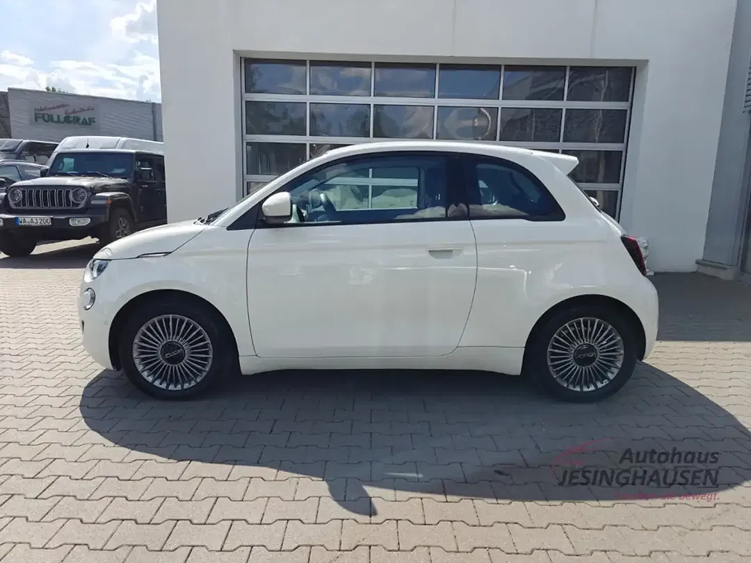 Fiat 500e - Thumbnail 11