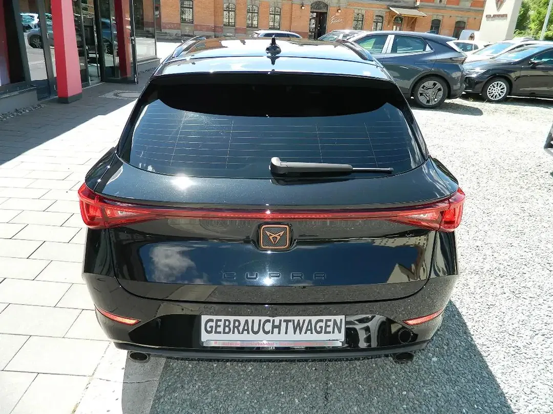 CUPRA Leon - Thumbnail 4