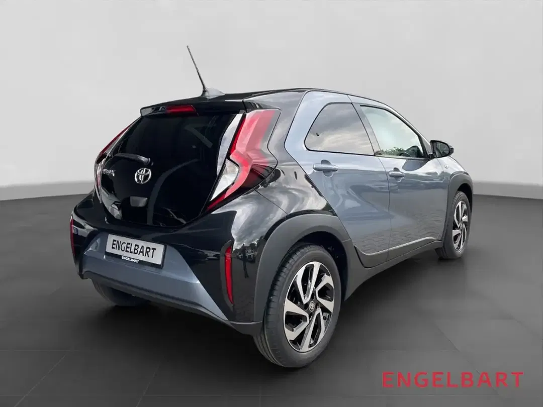 Toyota Aygo X - Thumbnail 4