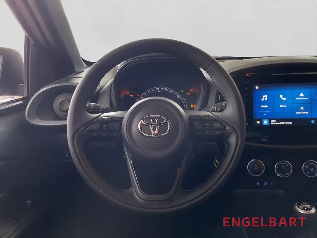 Toyota Aygo X - Thumbnail 8