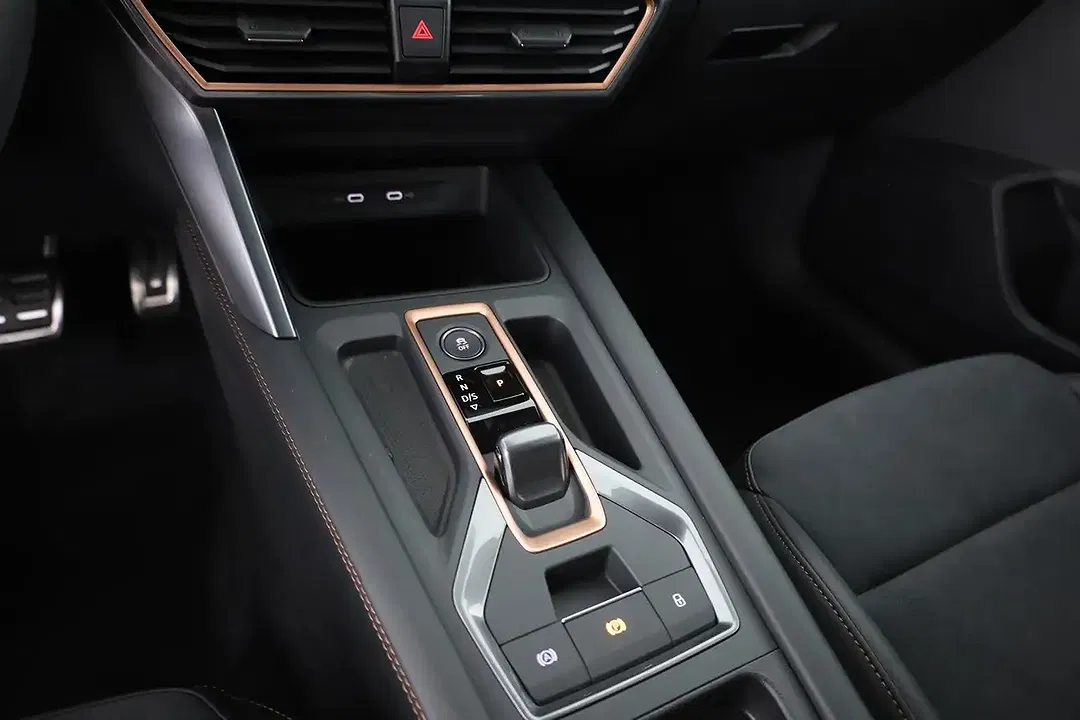 CUPRA Leon - Thumbnail 12