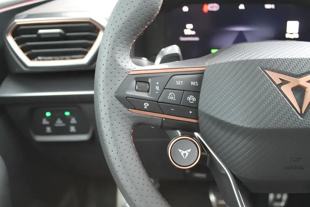 CUPRA Leon - Thumbnail 23