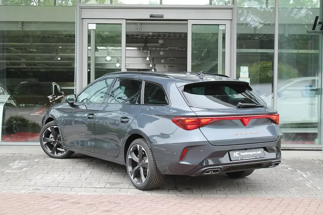 CUPRA Leon - Thumbnail 5