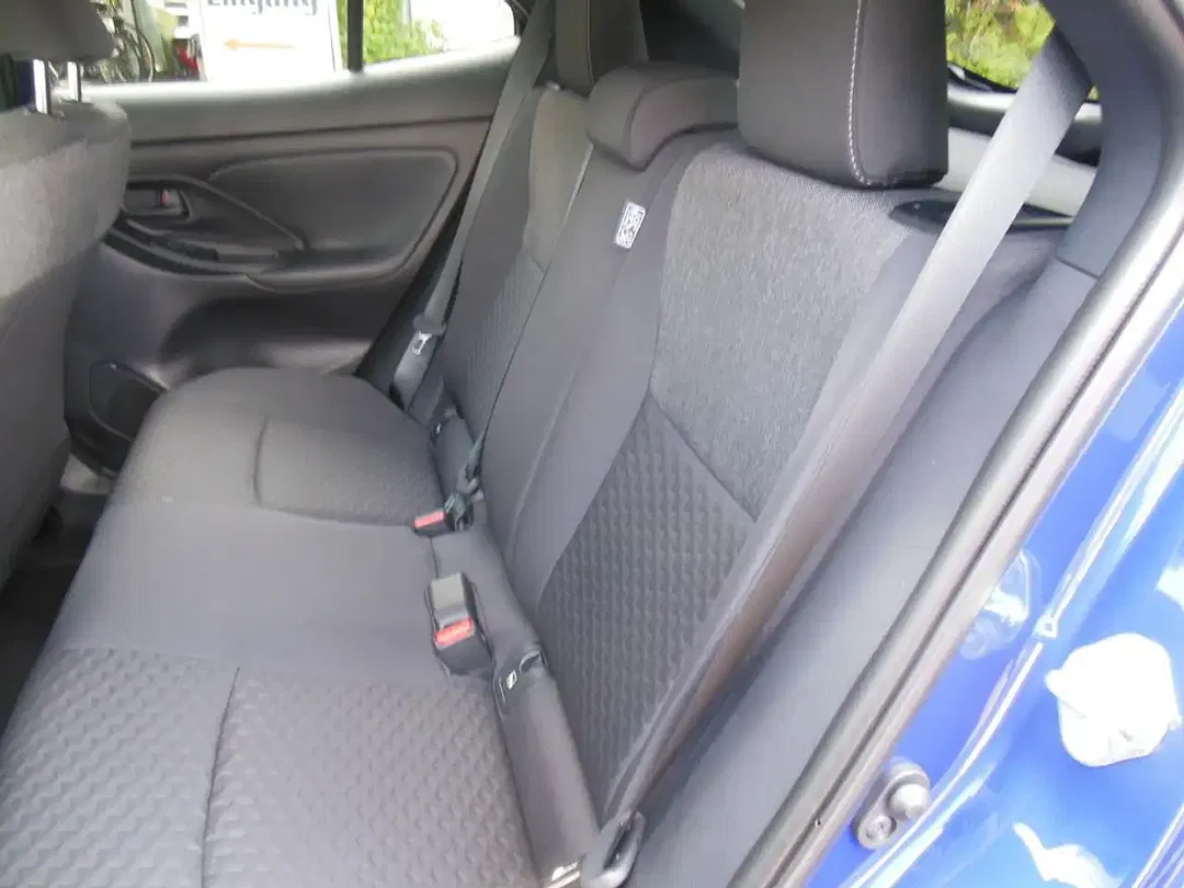 Toyota Yaris Cross - Thumbnail 12
