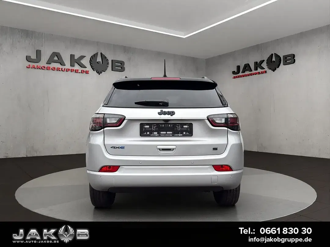Jeep Compass - Thumbnail 6