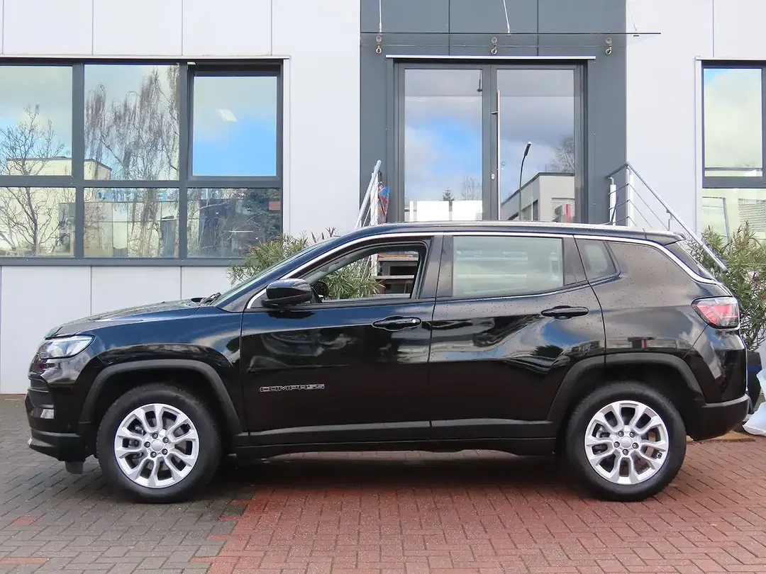 Jeep Compass - Thumbnail 11