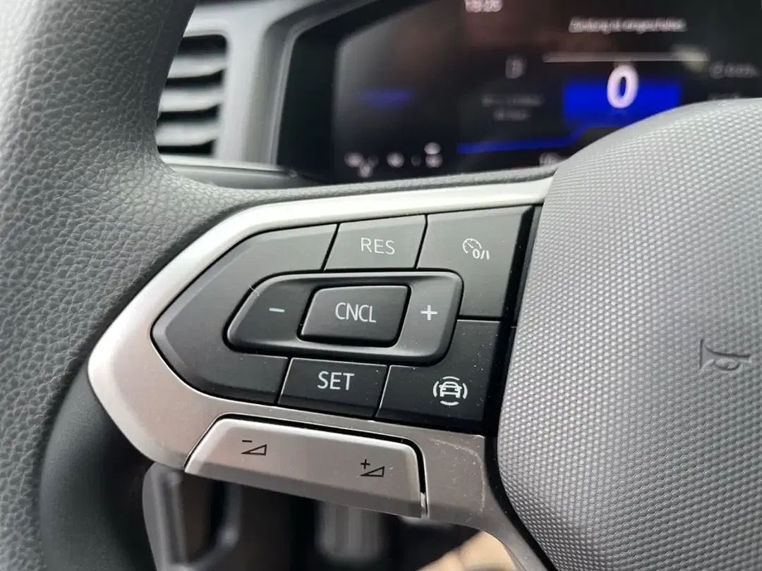 Volkswagen Polo - Thumbnail 14