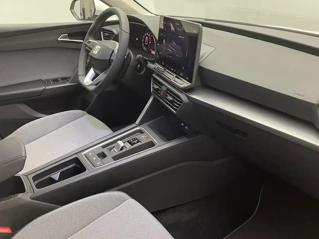 SEAT Leon - Thumbnail 10