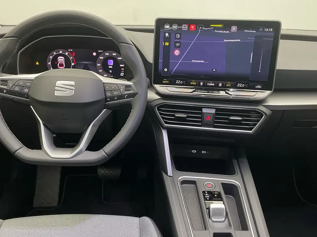 SEAT Leon - Thumbnail 8