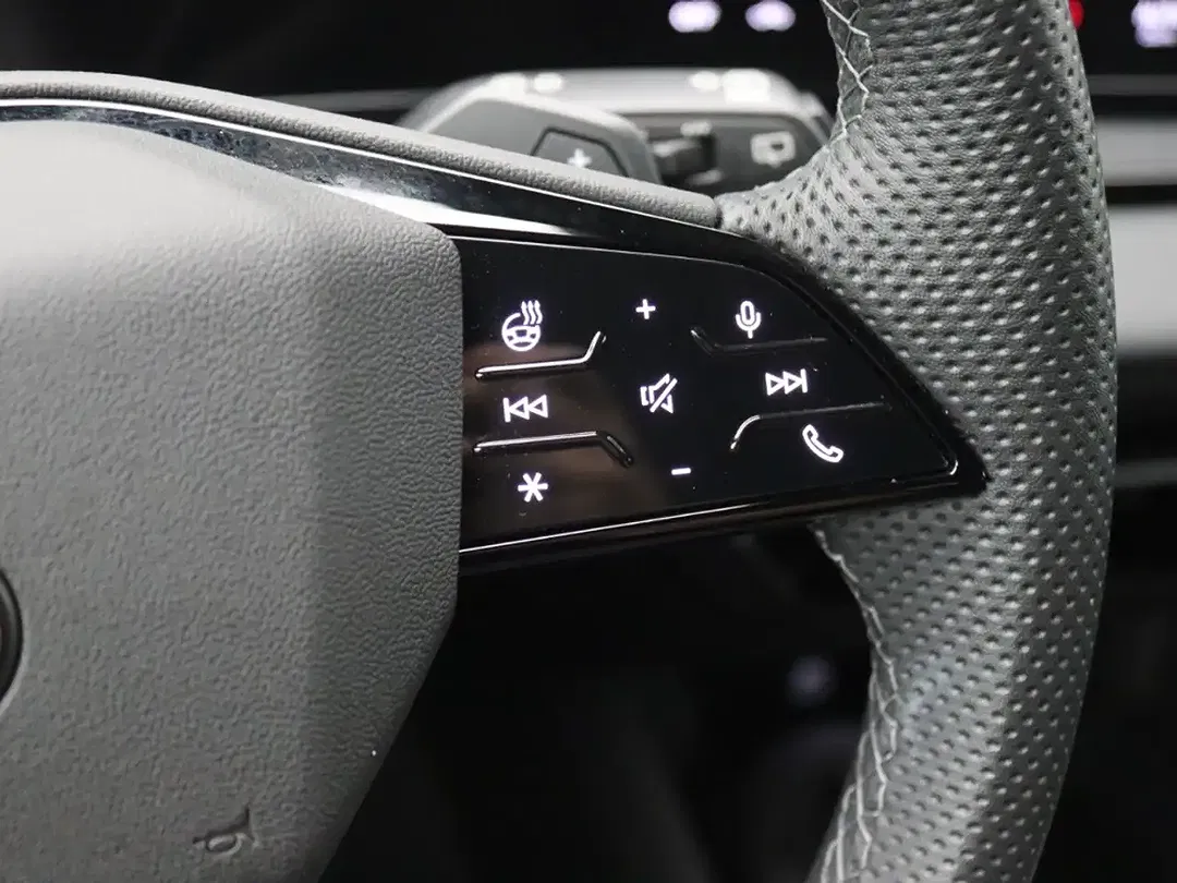 Audi Q6 e-tron - Thumbnail 14