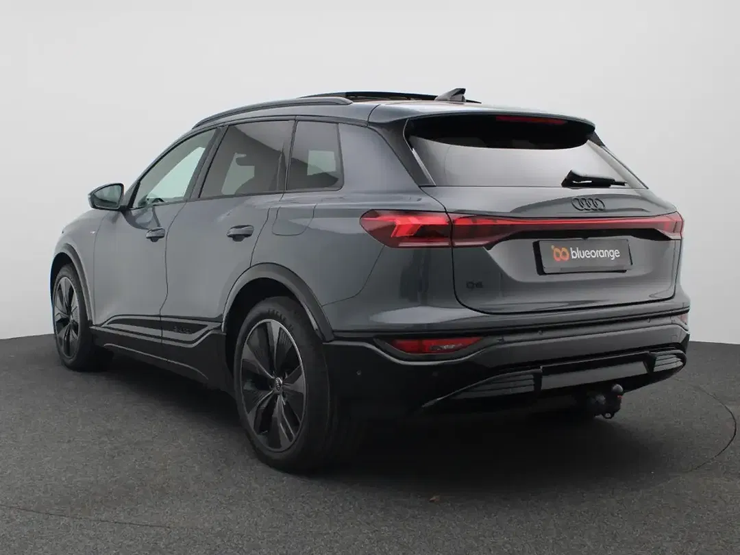 Audi Q6 e-tron - Thumbnail 4