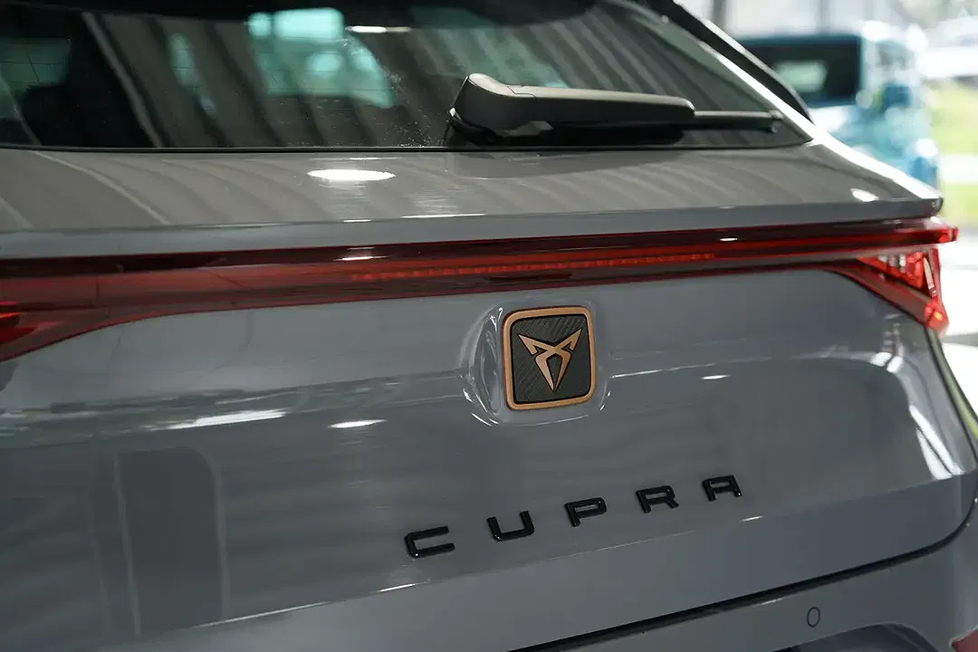 CUPRA Leon - Thumbnail 13