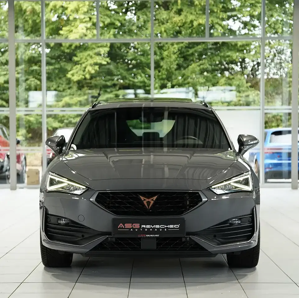 CUPRA Leon - Thumbnail 3