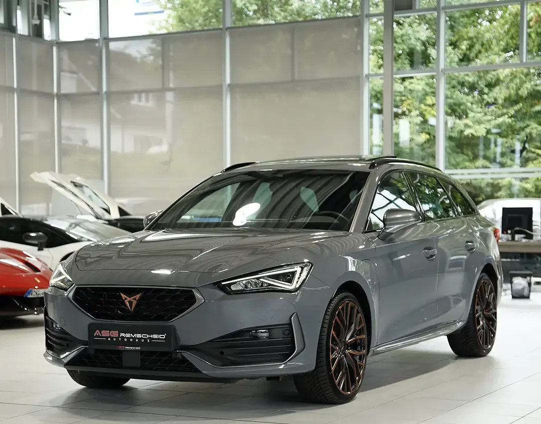CUPRA Leon - Thumbnail 4