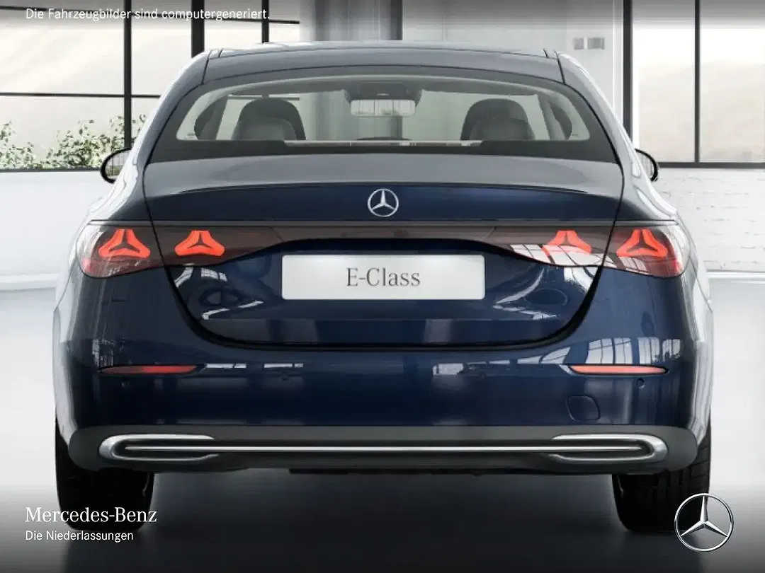 Mercedes-Benz E 220 - Thumbnail 8