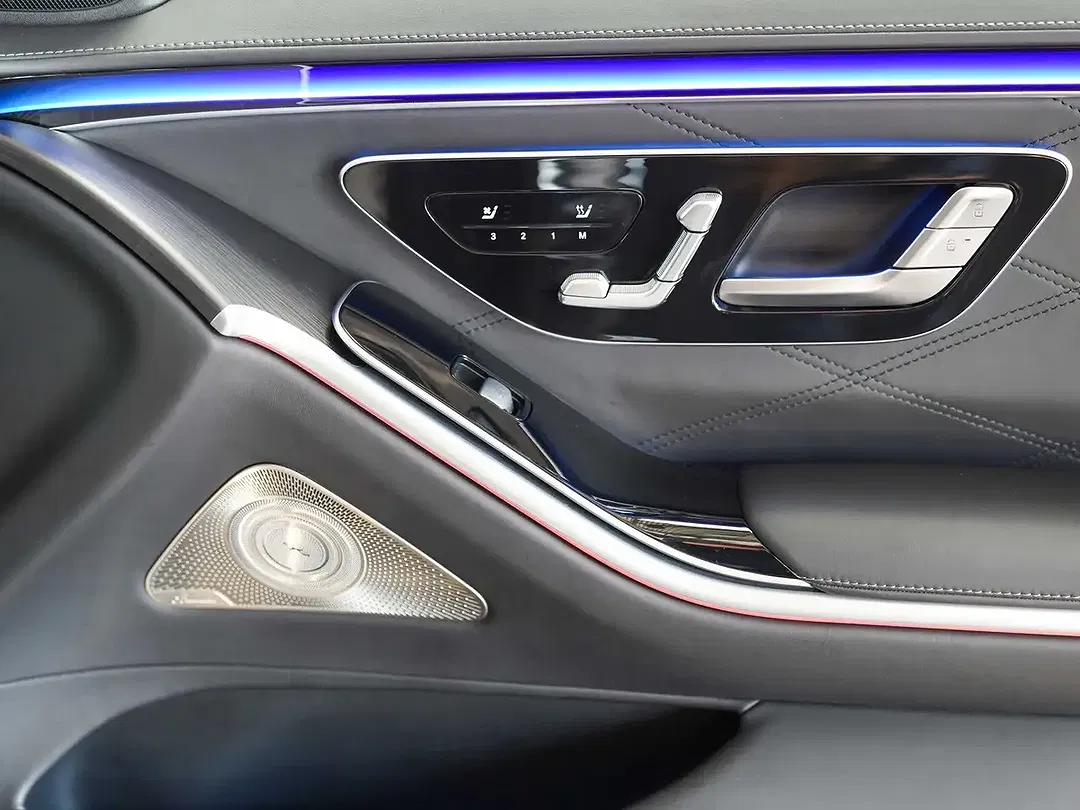 Mercedes-Benz S 63 AMG - Thumbnail 13