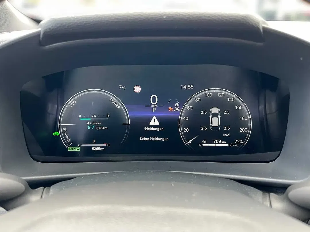 Toyota C-HR - Thumbnail 11
