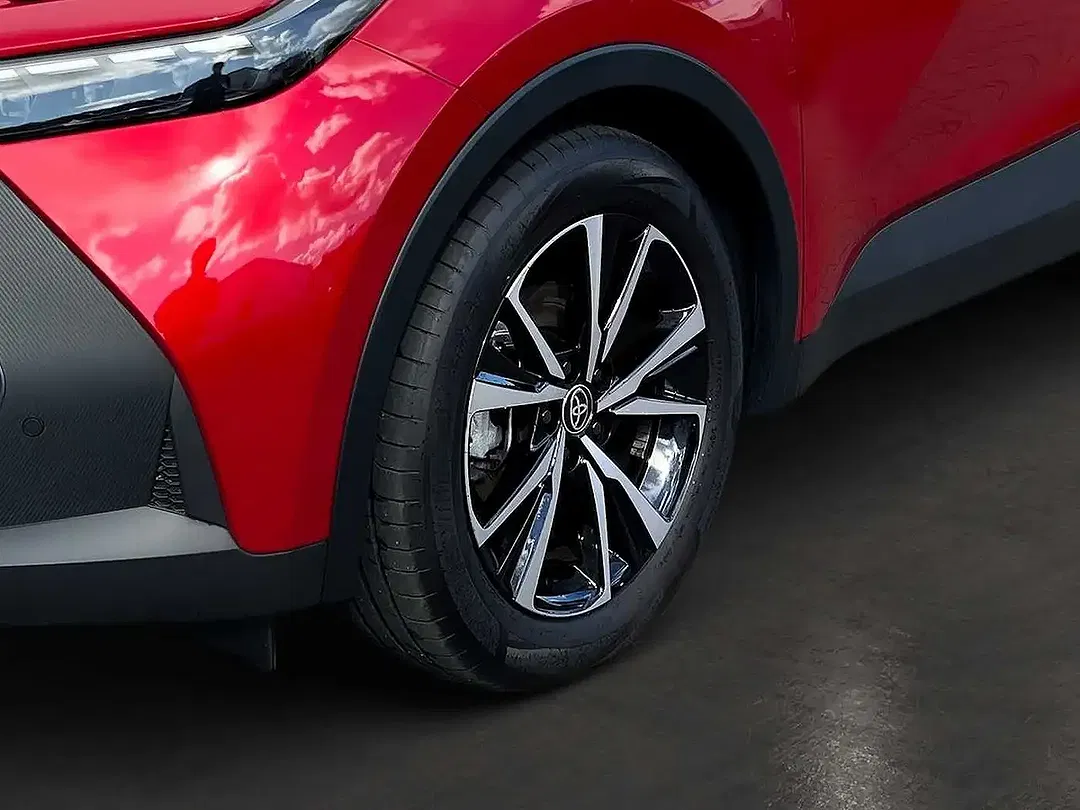 Toyota C-HR - Thumbnail 13