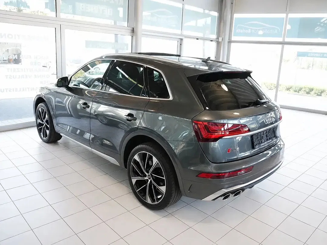 Audi SQ5 - Thumbnail 3