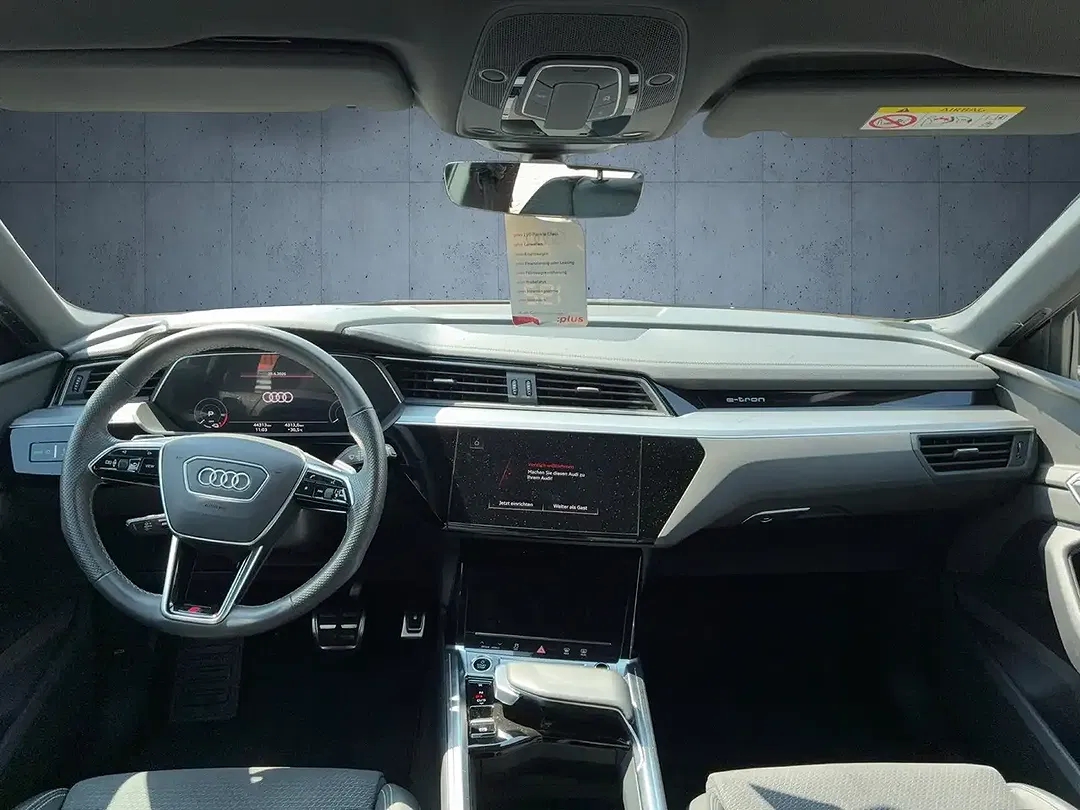 Audi Q8 e-tron - Thumbnail 11