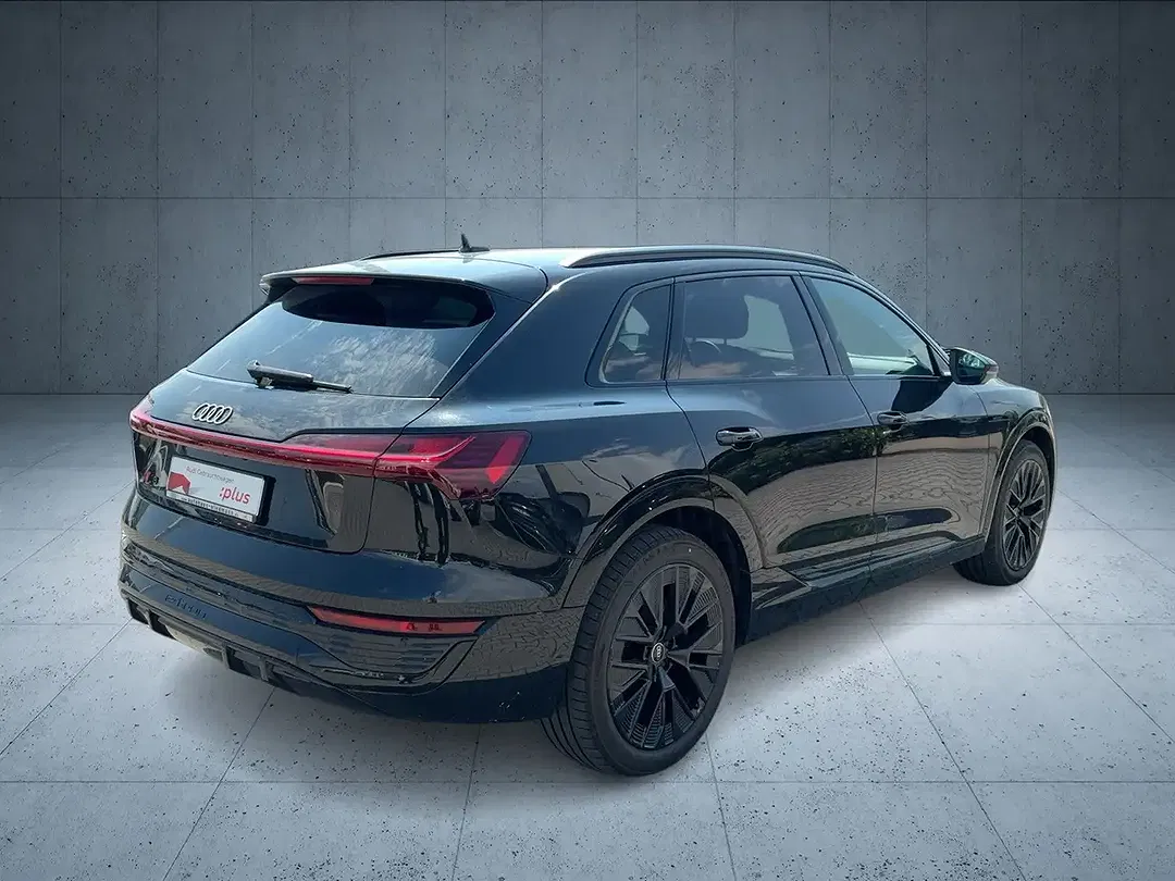 Audi Q8 e-tron - Thumbnail 5