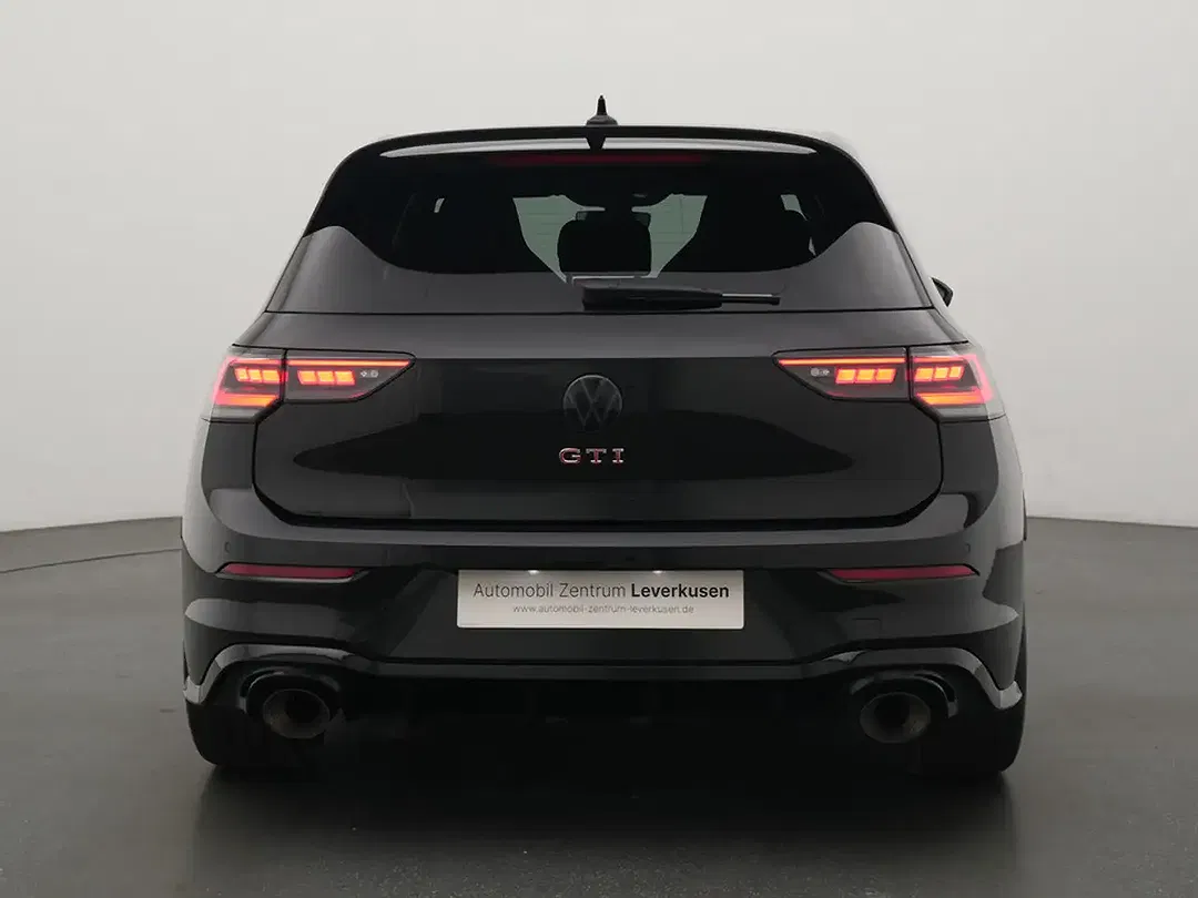 Volkswagen Golf GTI - Thumbnail 3