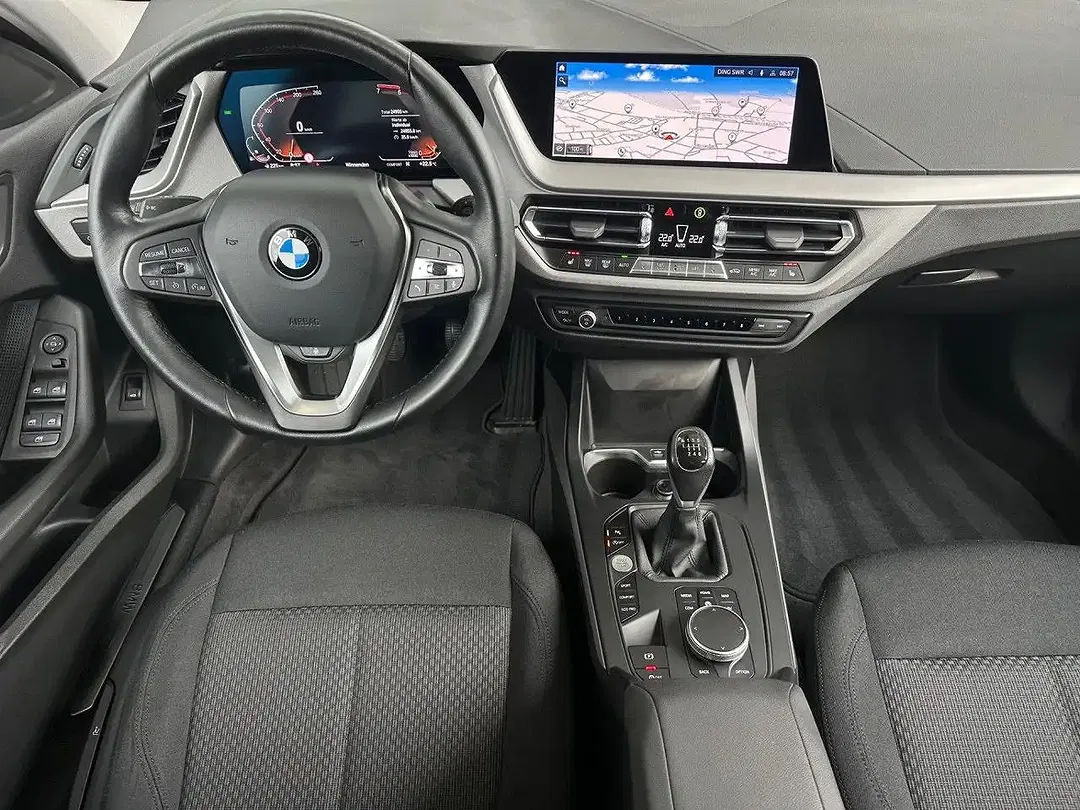 BMW 118 - Thumbnail 11