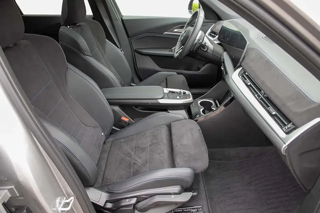 BMW X1 - Thumbnail 2