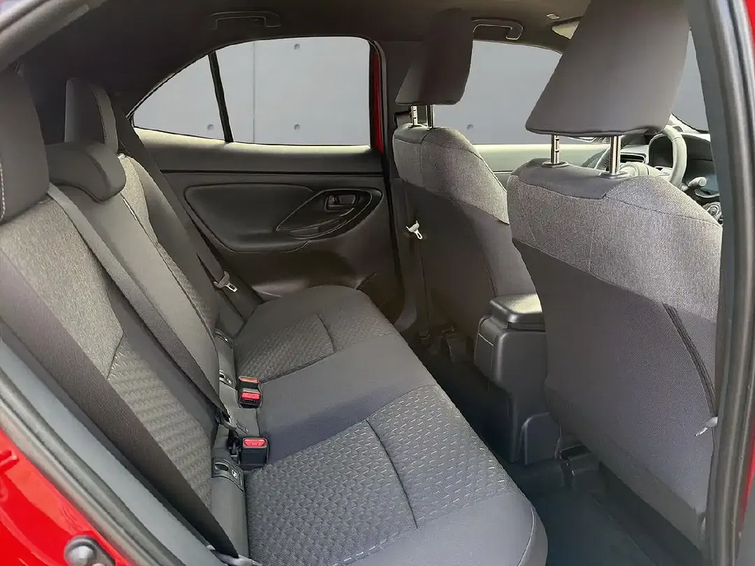 Toyota Yaris Cross - Thumbnail 9