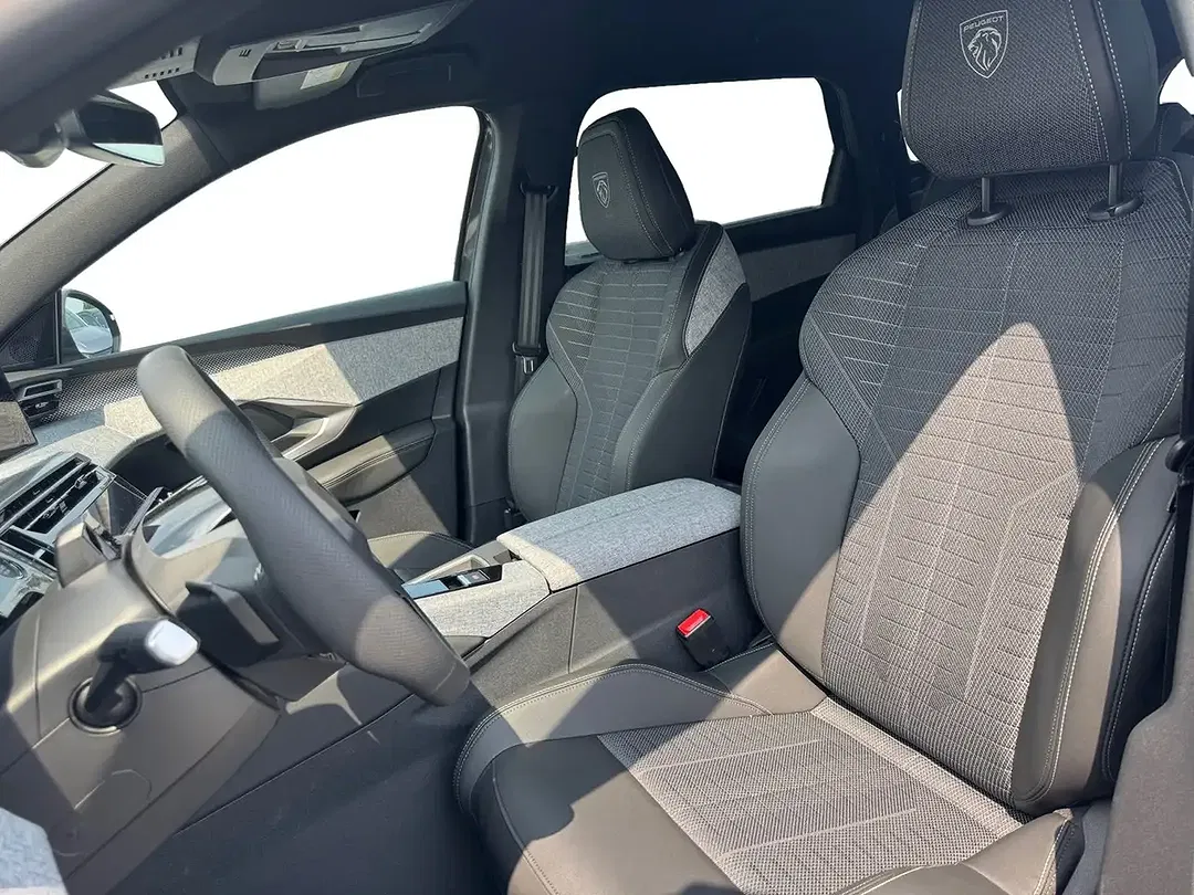 Peugeot 5008 - Thumbnail 8