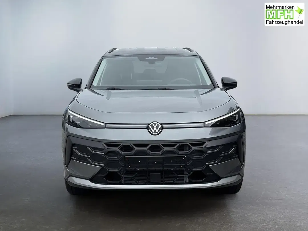 Volkswagen T-Roc - Thumbnail 2