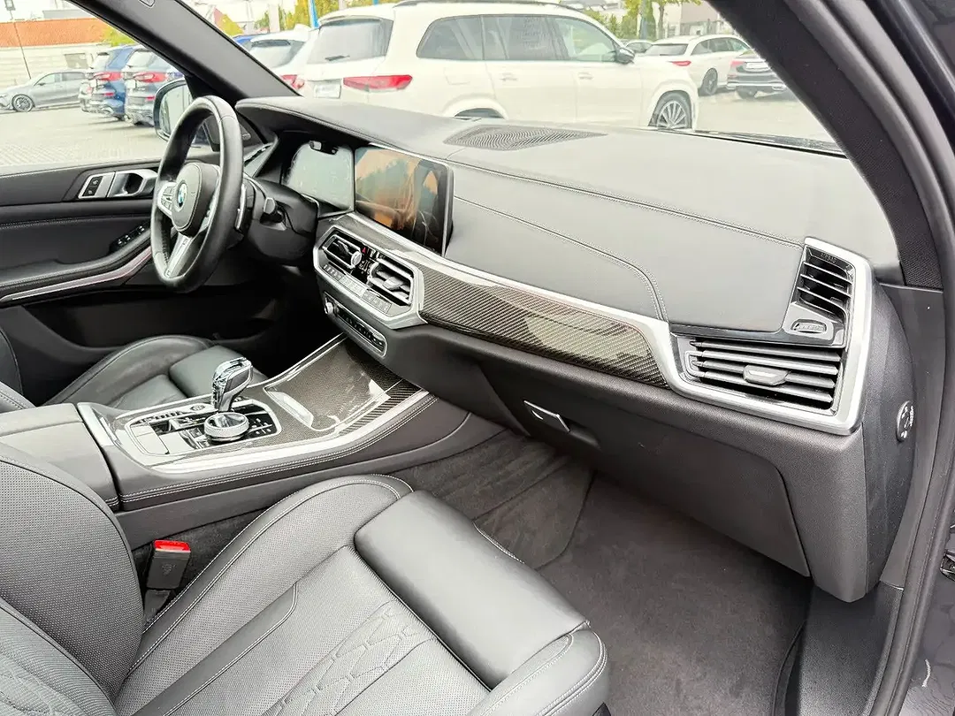 BMW X5 M - Thumbnail 7
