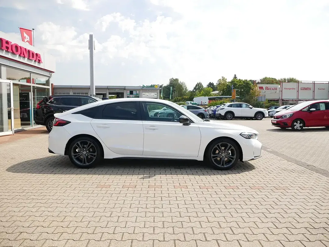 Honda Civic - Thumbnail 6