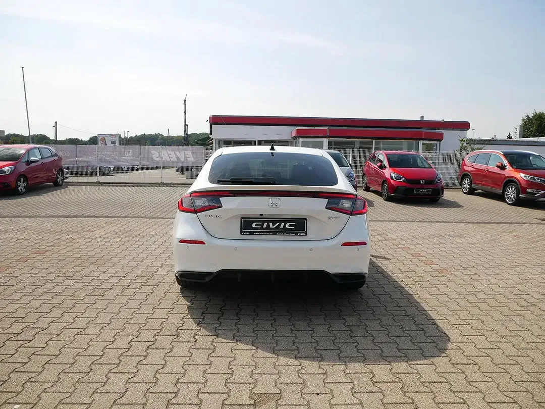 Honda Civic - Thumbnail 8