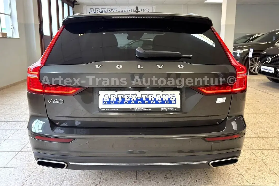Volvo V60 - Thumbnail 4
