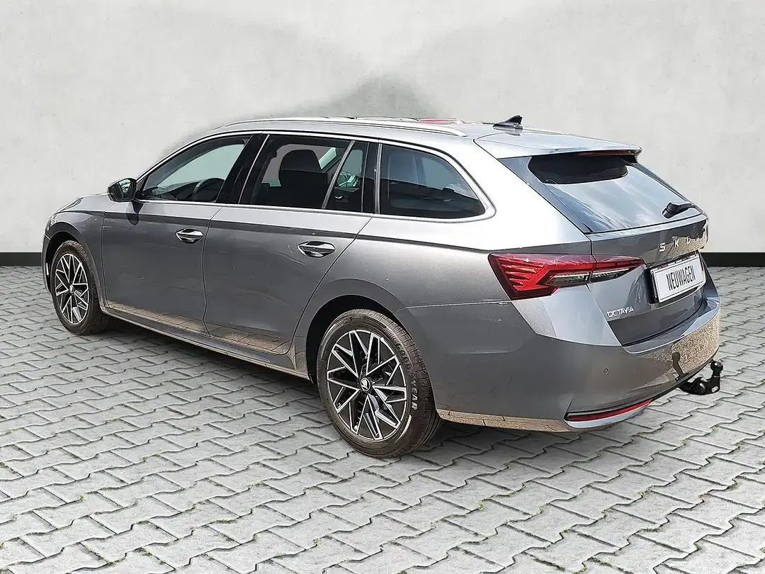Skoda Octavia - Thumbnail 5