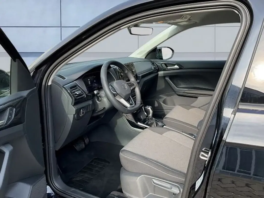 Volkswagen T-Cross - Thumbnail 9
