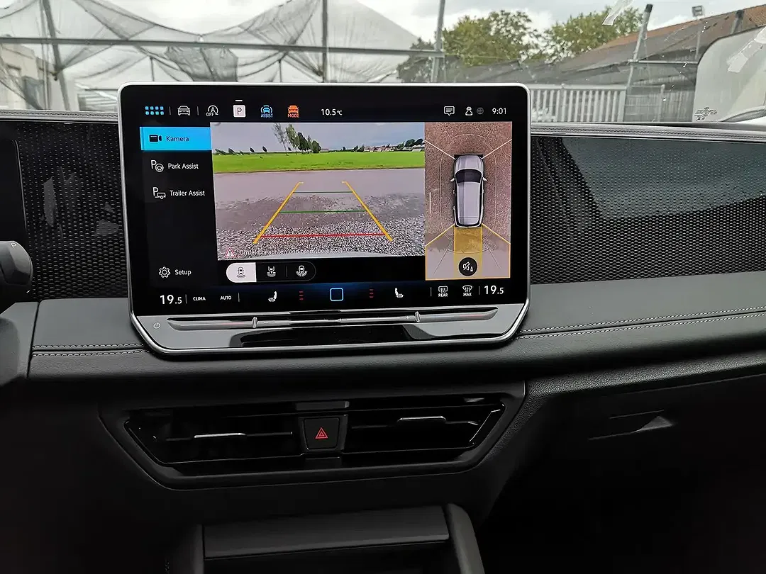 Volkswagen Tiguan - Thumbnail 8