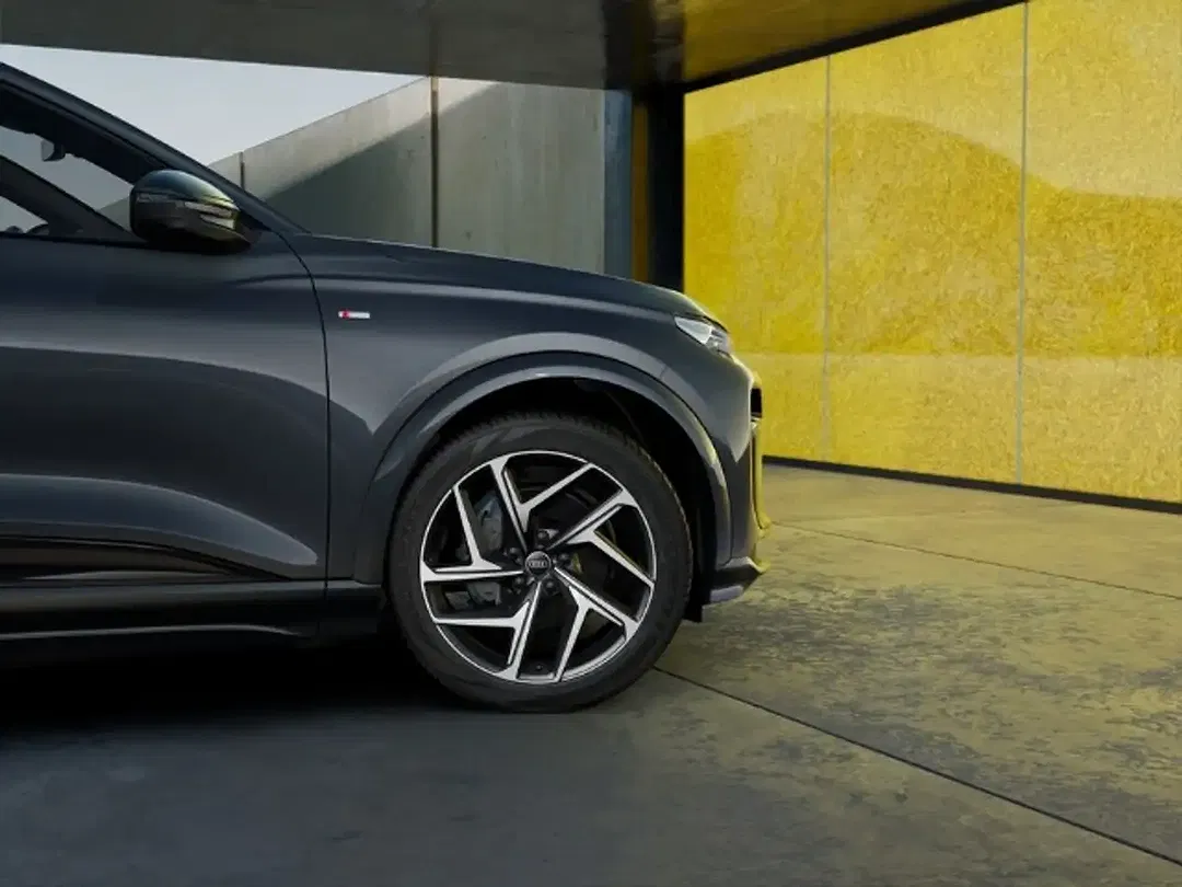 Audi Q6 e-tron - Thumbnail 5