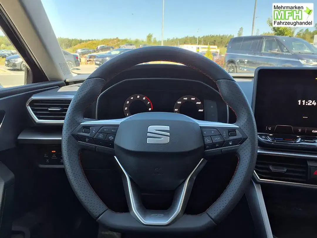 SEAT Leon - Thumbnail 10