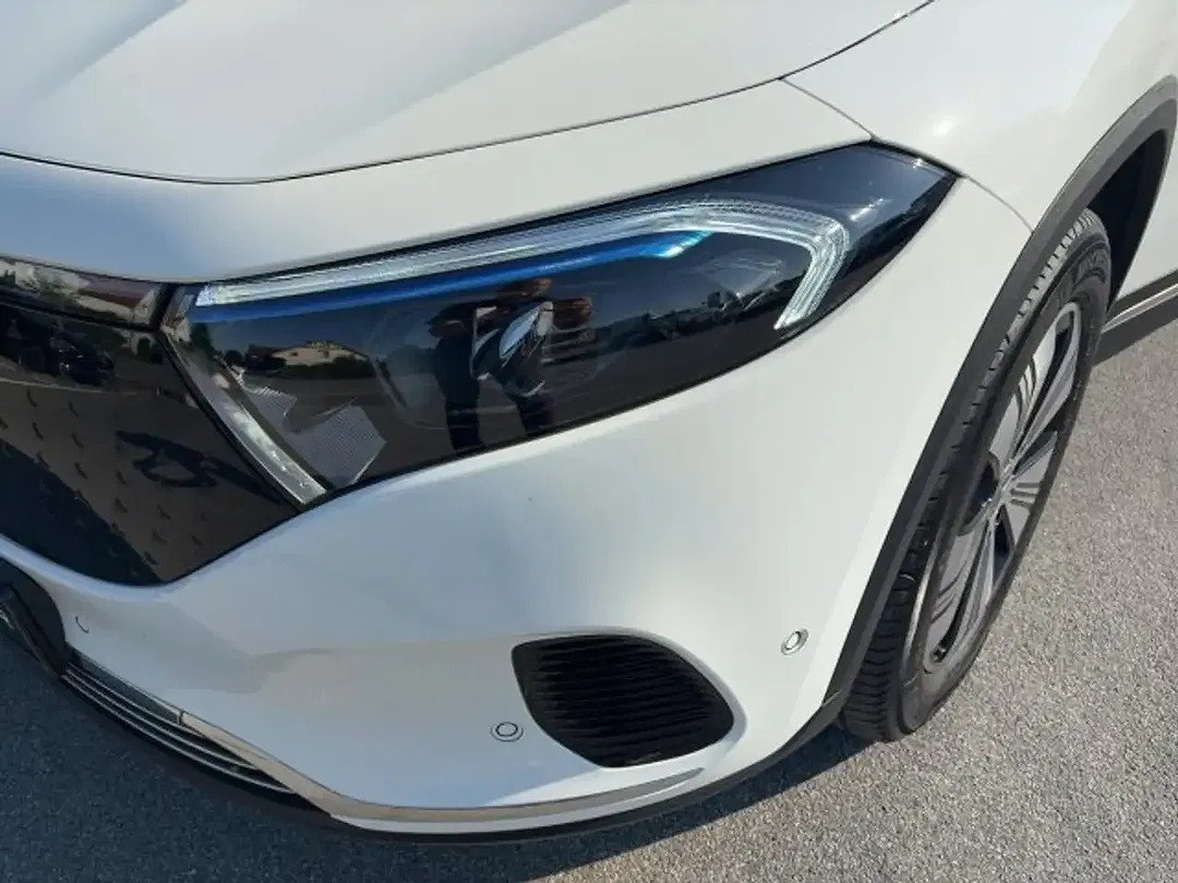 Mercedes-Benz EQA 250 - Thumbnail 5
