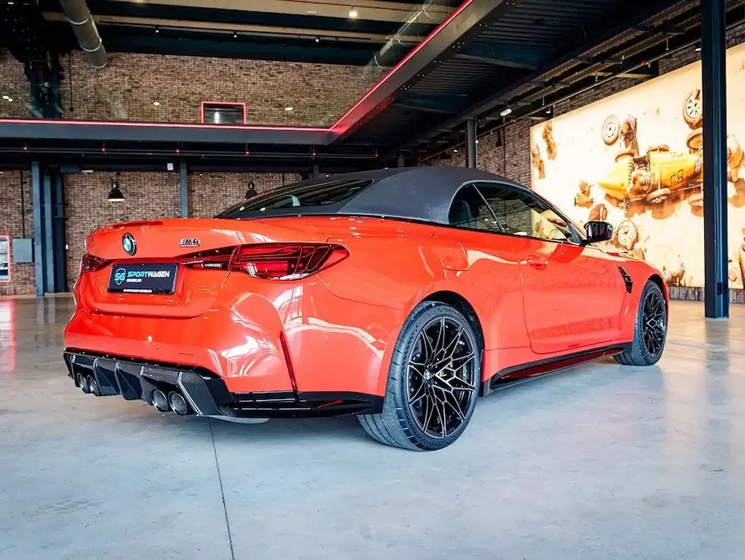 BMW M4 - Thumbnail 5