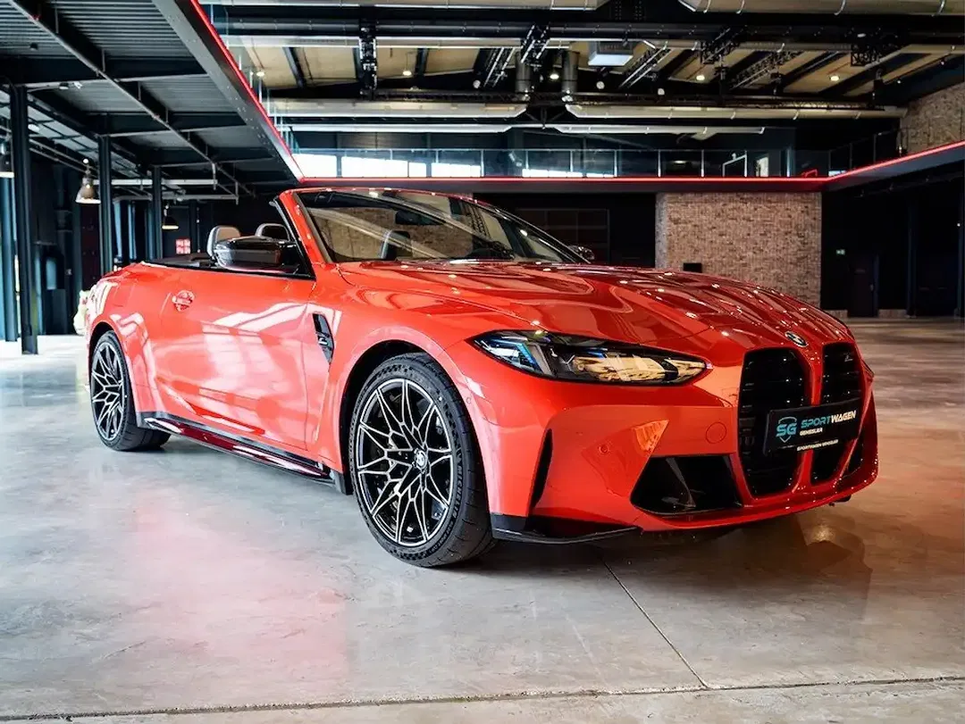 BMW M4 - Thumbnail 8