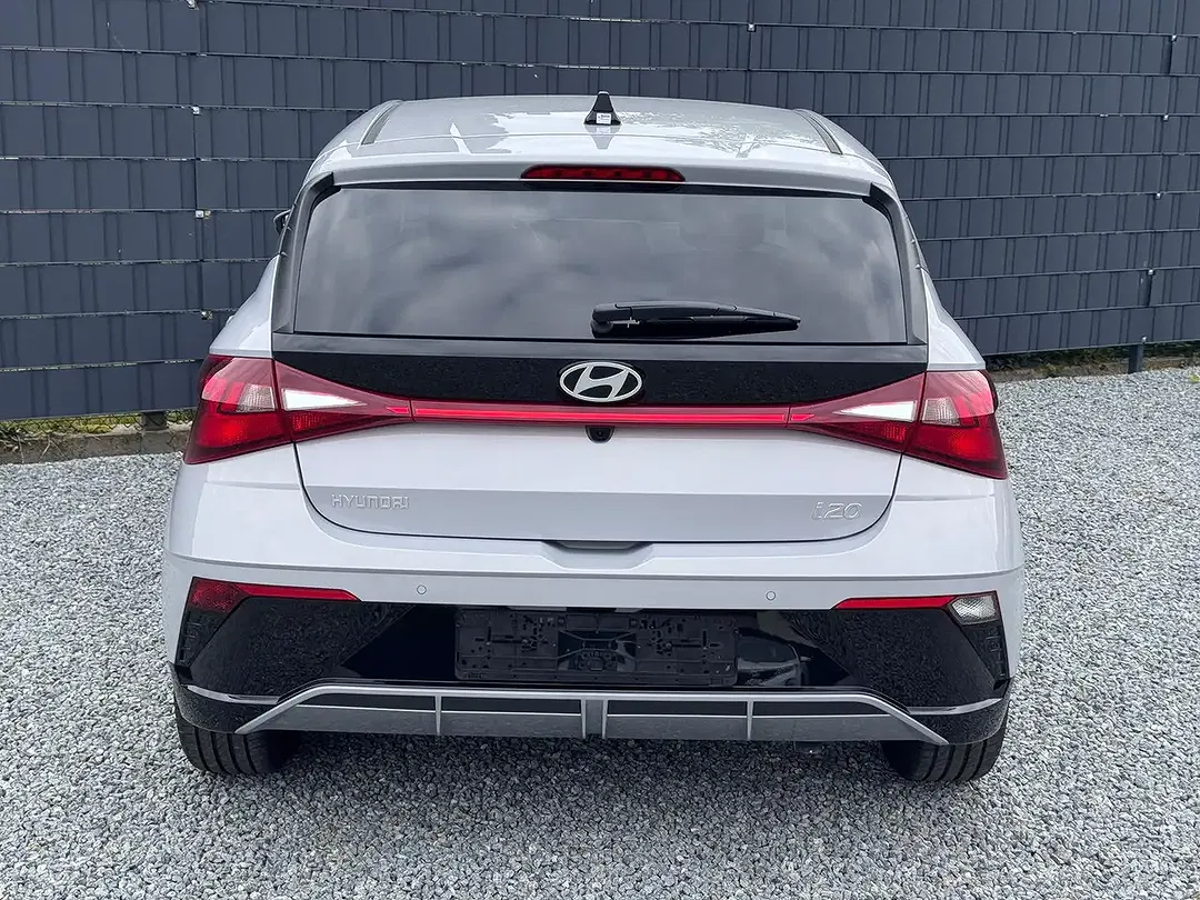 Hyundai i20 - Thumbnail 3
