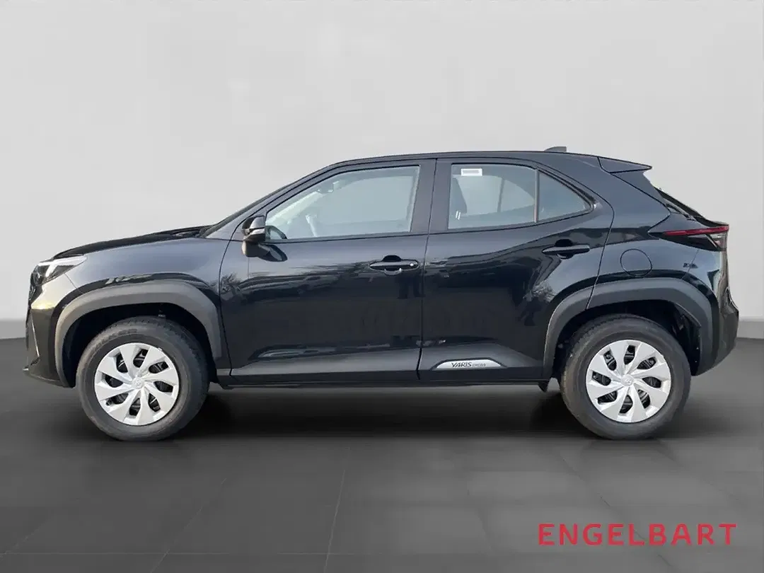 Toyota Yaris Cross - Thumbnail 2
